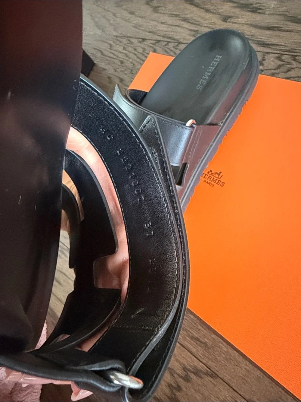 Hermès black Chypre sandals - Picture 4 of 6
